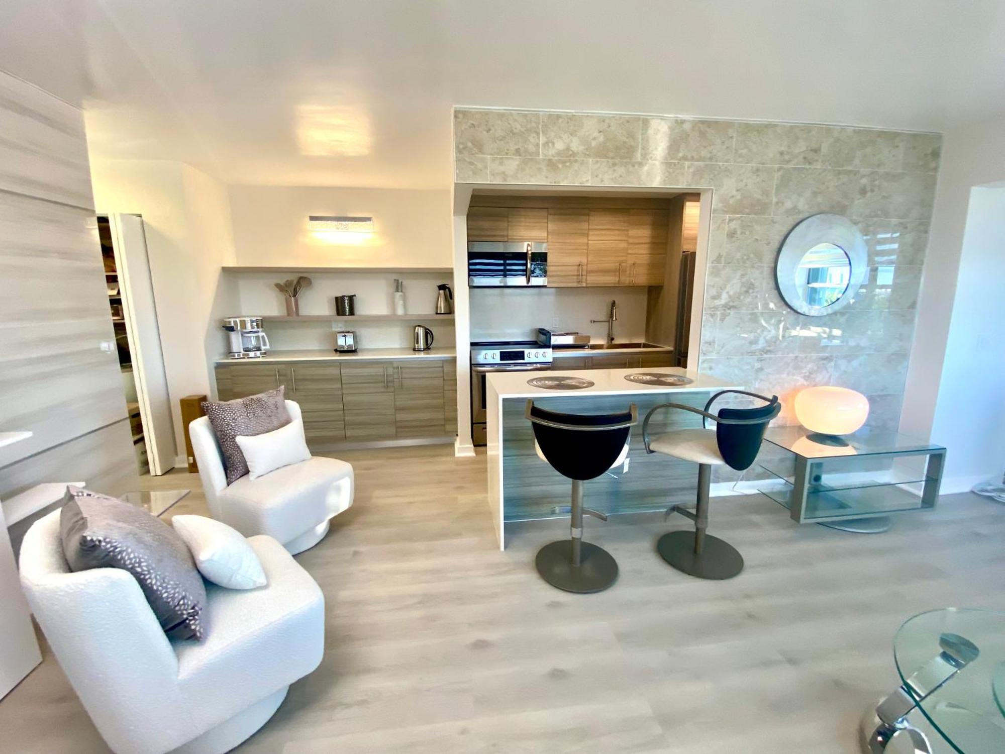 Panoramic Luxurious Waterfront One Bedroom Apartment With Miami Skyline View Free Parking 5Min Drive To Miami Beach Eksteriør billede