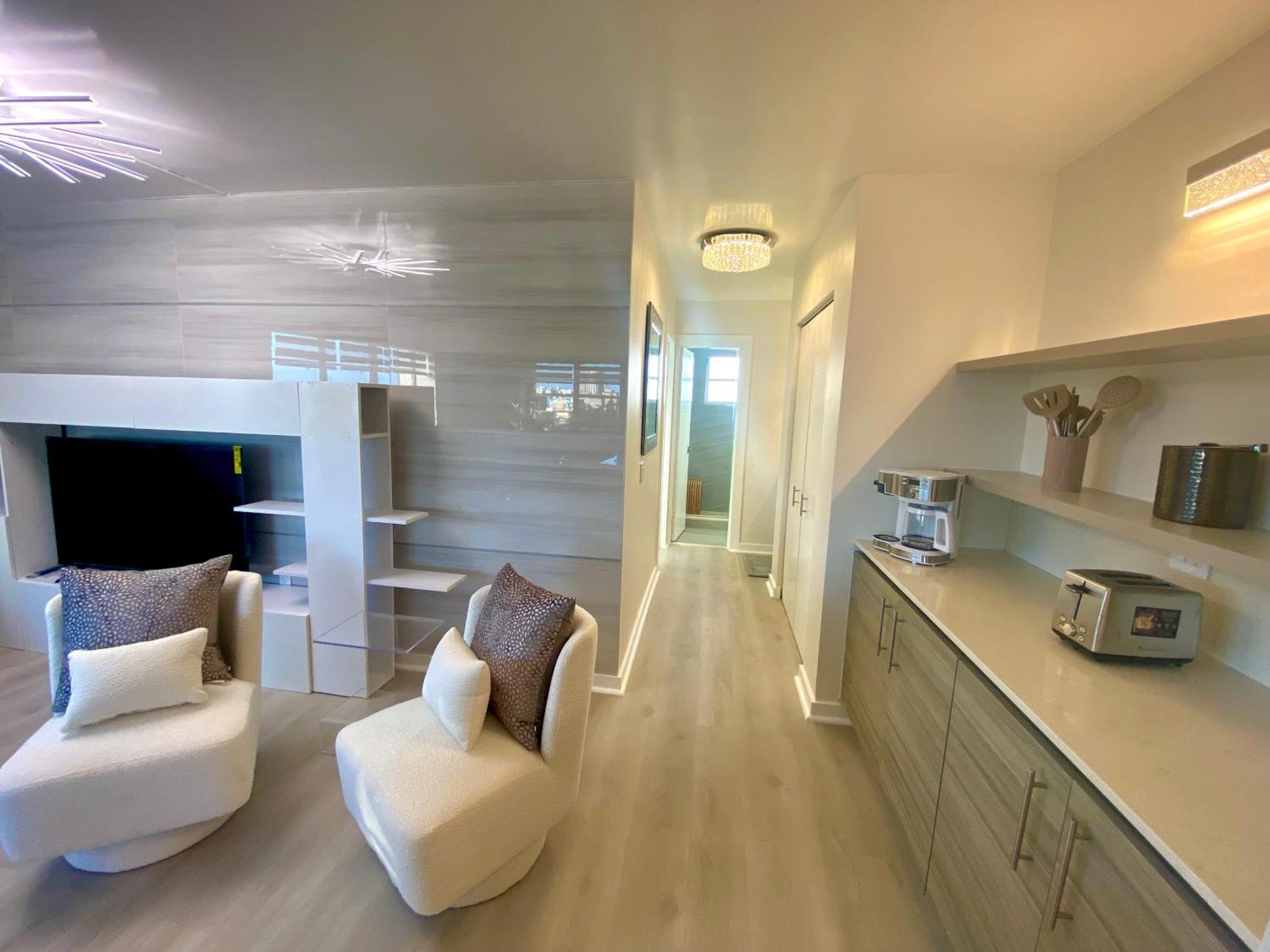 Panoramic Luxurious Waterfront One Bedroom Apartment With Miami Skyline View Free Parking 5Min Drive To Miami Beach Eksteriør billede