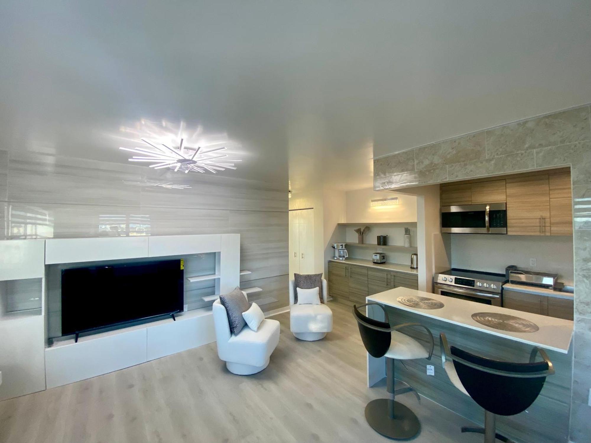 Panoramic Luxurious Waterfront One Bedroom Apartment With Miami Skyline View Free Parking 5Min Drive To Miami Beach Eksteriør billede